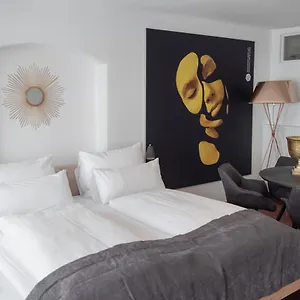 Ana Living Center By Arthotel Ana - Self-service-hotel ** Augsburgo
